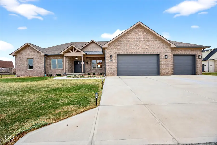 3462 N Timberlake Drive, Martinsville, IN 46151 - #2