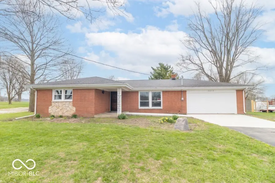 3215 E Brown Road, New Castle, IN 47362 - #2