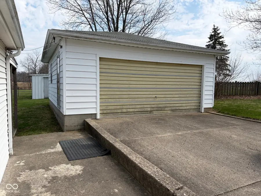 368 S County Road 325 W, New Castle, IN 47362 - #3