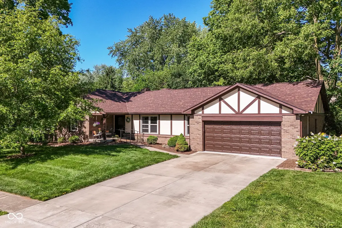 10188 E Lakeshore Drive, Carmel, IN 46033 - #1