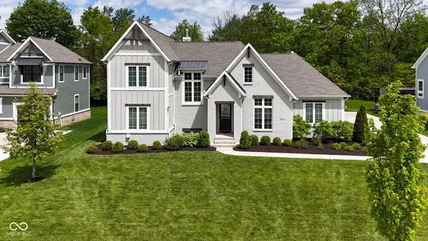 11640 Walton Crescent, Zionsville, IN 46077