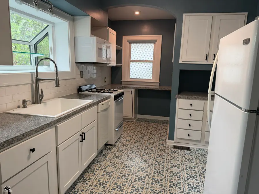 5850 Winthrop Avenue, Indianapolis, IN 46220 - #3