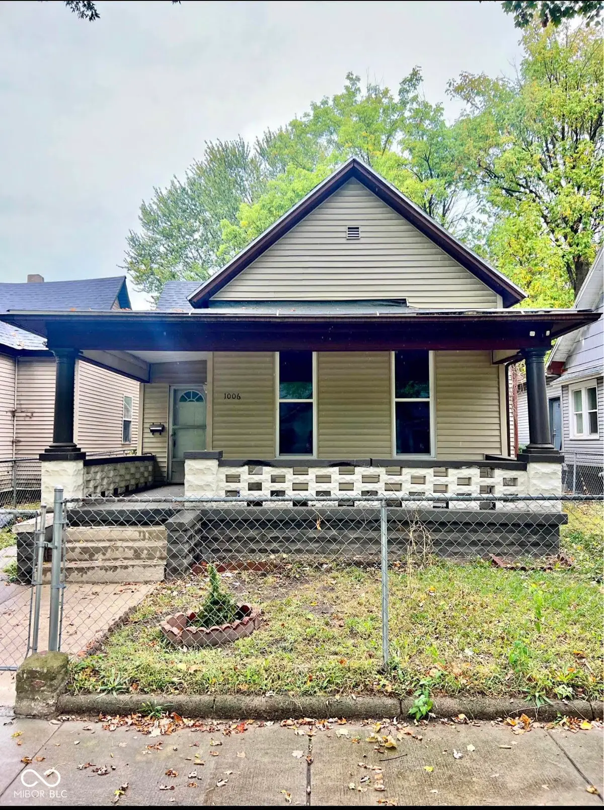 1006 N 9th Street, Terre Haute, IN 47807 - #1