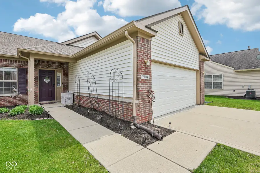 7207 Brant Pointe Circle, Indianapolis, IN 46217 - #3