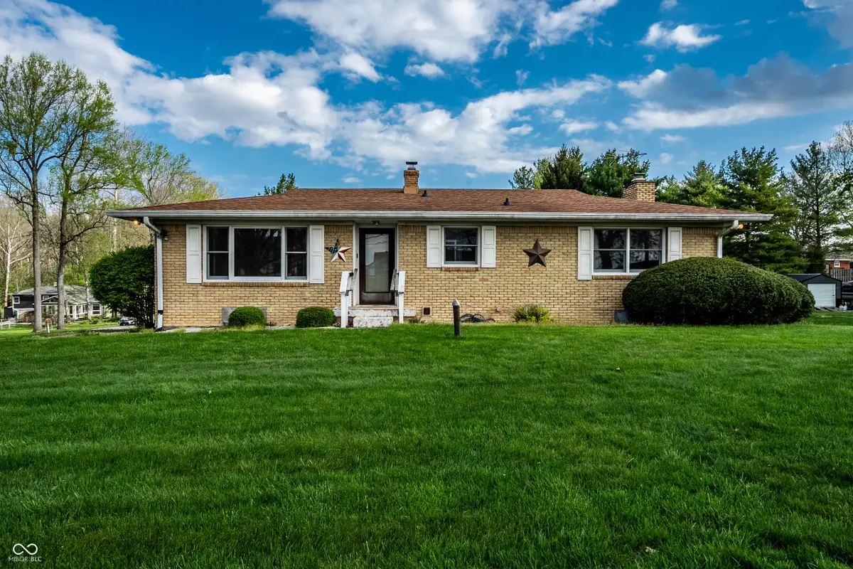 3902 W 300 S, New Palestine, IN 46163 - #1