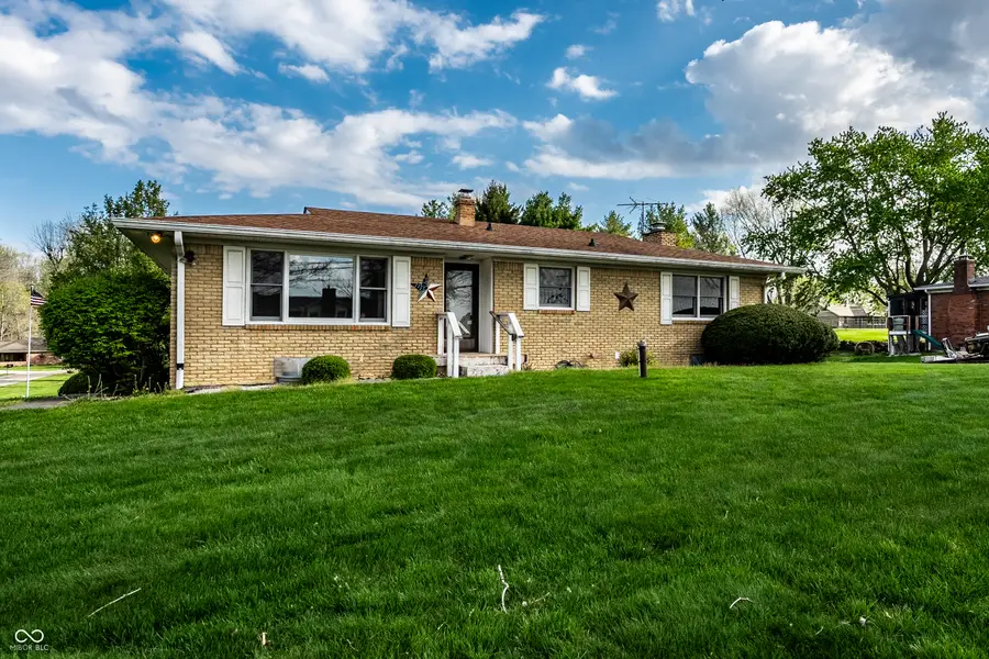 3902 W 300 S, New Palestine, IN 46163 - #3