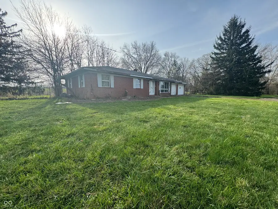 7614 S Mill Road, Spiceland, IN 47385 - #2