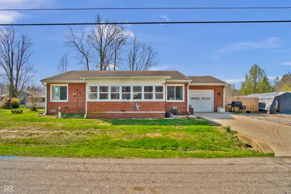 44 Long Street, North Vernon, IN 47265