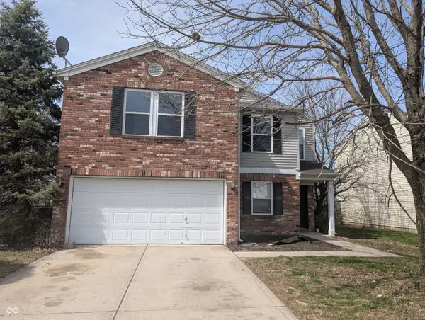 8624 Centenary Drive, Indianapolis, IN 46113