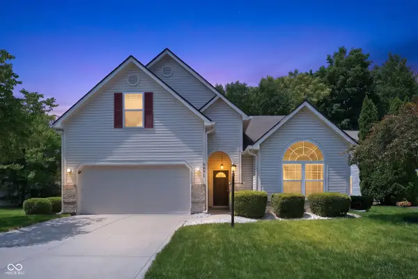 5876 Lost Oaks Drive, Carmel, IN 46033
