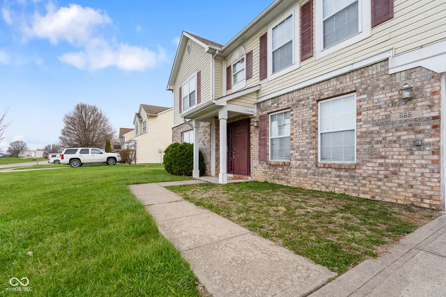 665 Hummingbird Lane, Whiteland, IN 46184 - #3