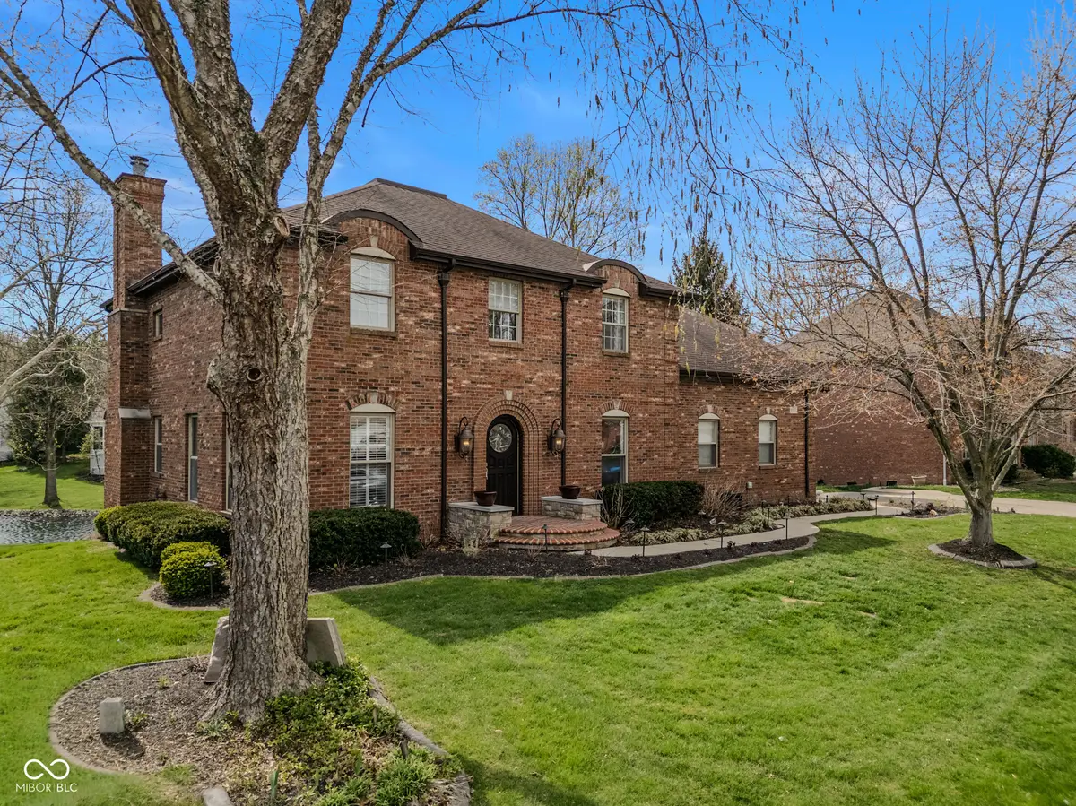 4695 Stonebridge Court, Columbus, IN 47201 - #1