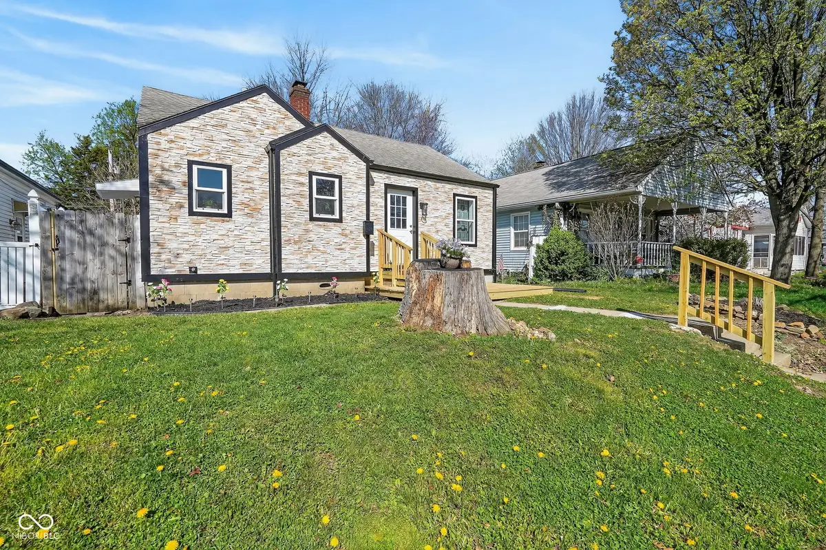 132 S 7th Avenue S, Beech Grove, IN 46107 - #1