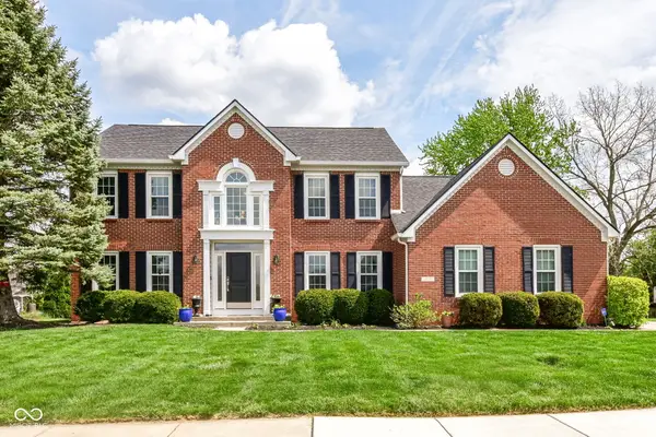 9279 Oak Knoll Lane, Fishers, IN 46037