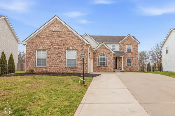 13985 Royalwood Drive, Fishers, IN 46037