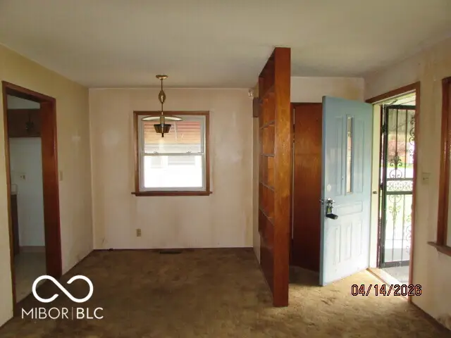 904 Ellenhurst Drive, Anderson, IN 46012 - #3