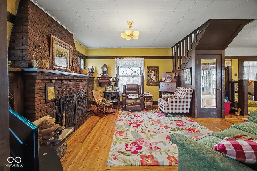 611 E 3rd Street, Brookston, IN 47923 - #3