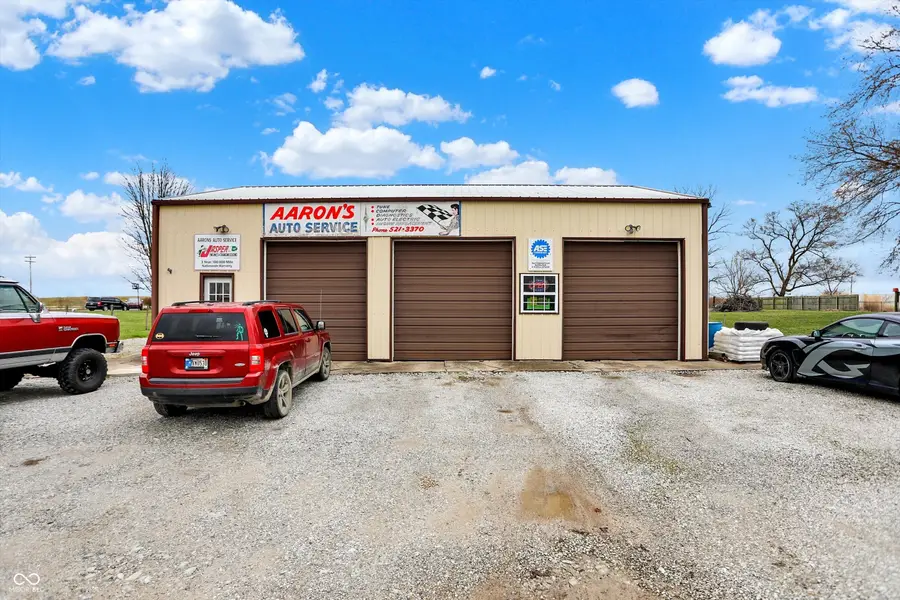 3806 S State Road 3, New Castle, IN 47362 - #2
