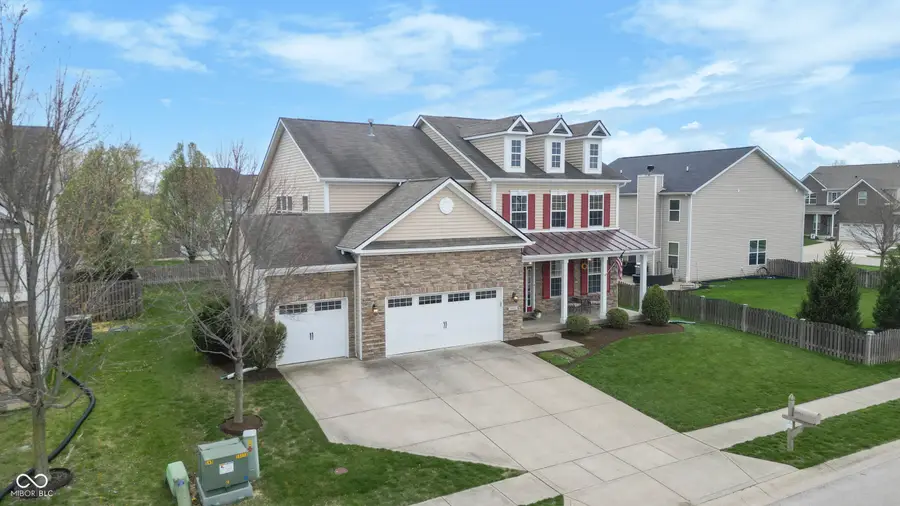 6093 Mountain Hawk Drive, Zionsville, IN 46077 - #3