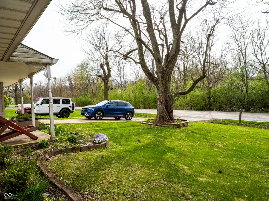 8203 Railroad Road, Indianapolis, IN 46217 - #3
