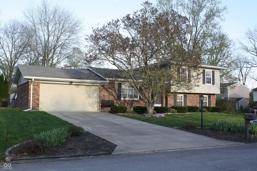 8437 Lockwood Lane, Indianapolis, IN 46217 - #2