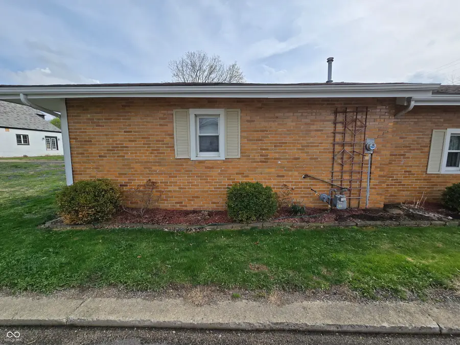 1403 Madison Road, Elwood, IN 46036 - #2