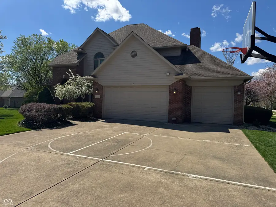 84 Racquet Court, Greenwood, IN 46142 - #2