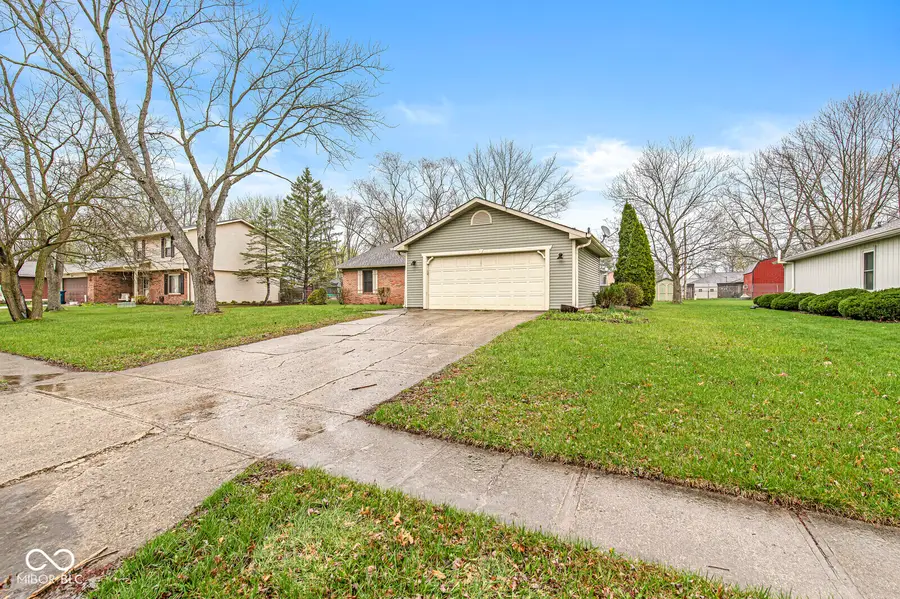 537 Nelson Drive, Brownsburg, IN 46112 - #3