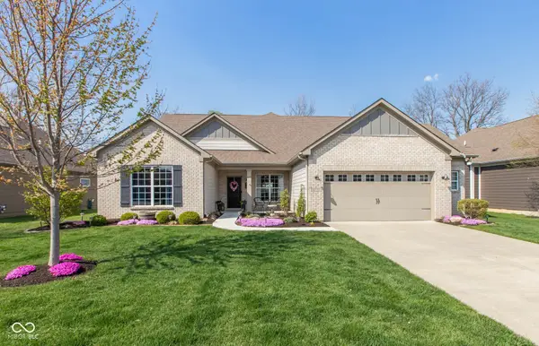 4220 Backstretch Lane, Bargersville, IN 46106