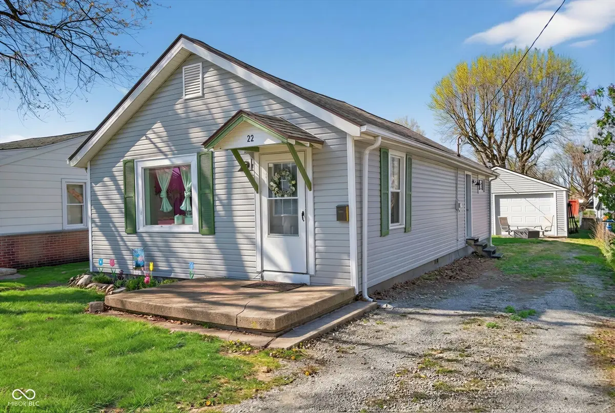 22 W 40th Street, Anderson, IN 46013 - #1