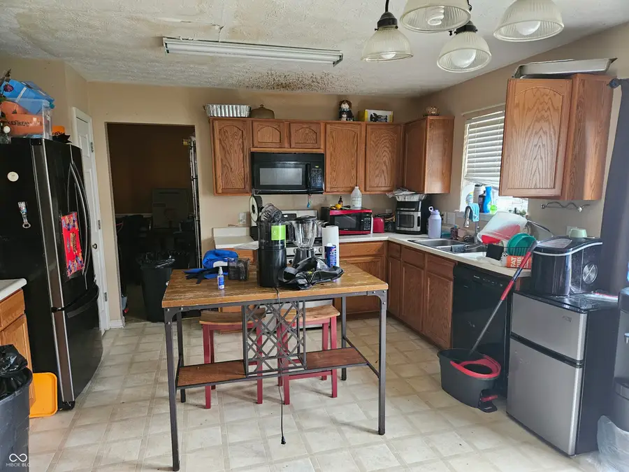 11238 E Birdsong Place, Indianapolis, IN 46229 - #2