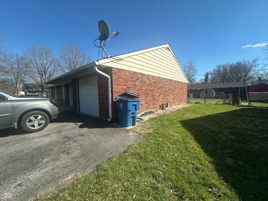 731 W Stop 11 Road, Indianapolis, IN 46217 - #3