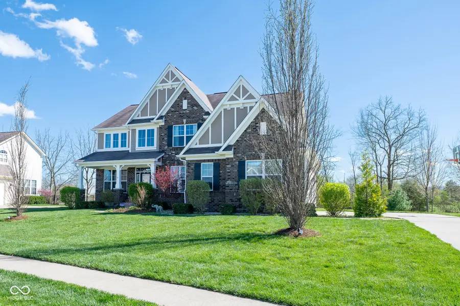 1325 Brentford Lane, Greenwood, IN 46143 - #2