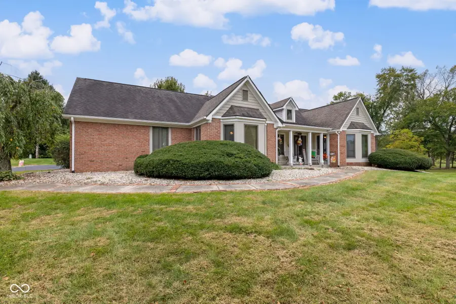 3681 E Vernon Drive, Mooresville, IN 46158 - #2