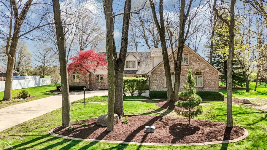 5571 N Red Oak Drive, Greenfield, IN 46140 - #2