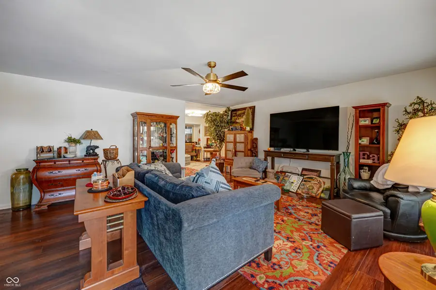 4226 Roselawn Avenue, Columbus, IN 47203 - #3