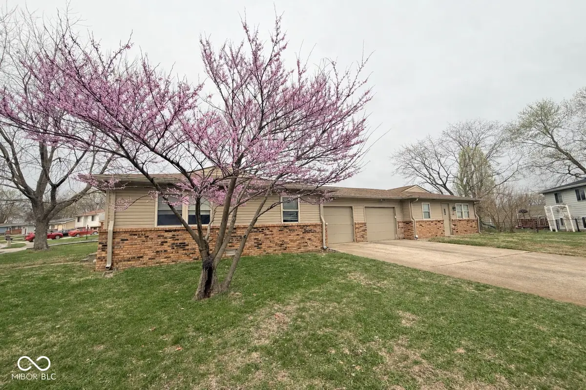 5703 S Kealing Avenue, Indianapolis, IN 46227 - #1