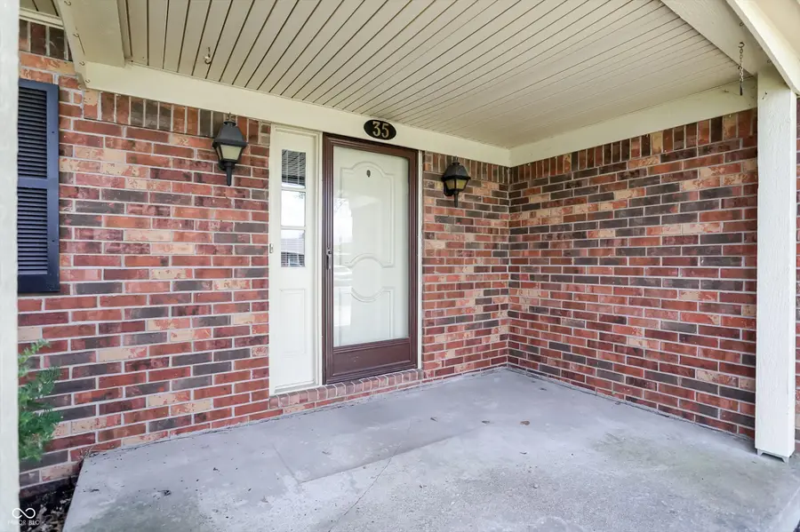 35 Village Court, Zionsville, IN 46077 - #3