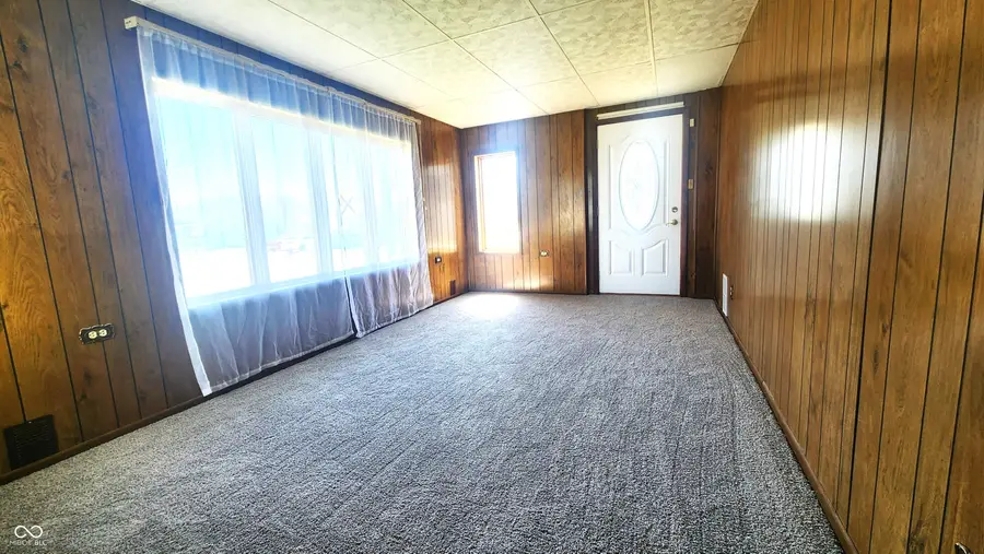 820 S B Street, Elwood, IN 46036 - #3