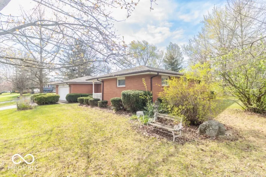 823 Southview Drive, New Castle, IN 47362 - #2