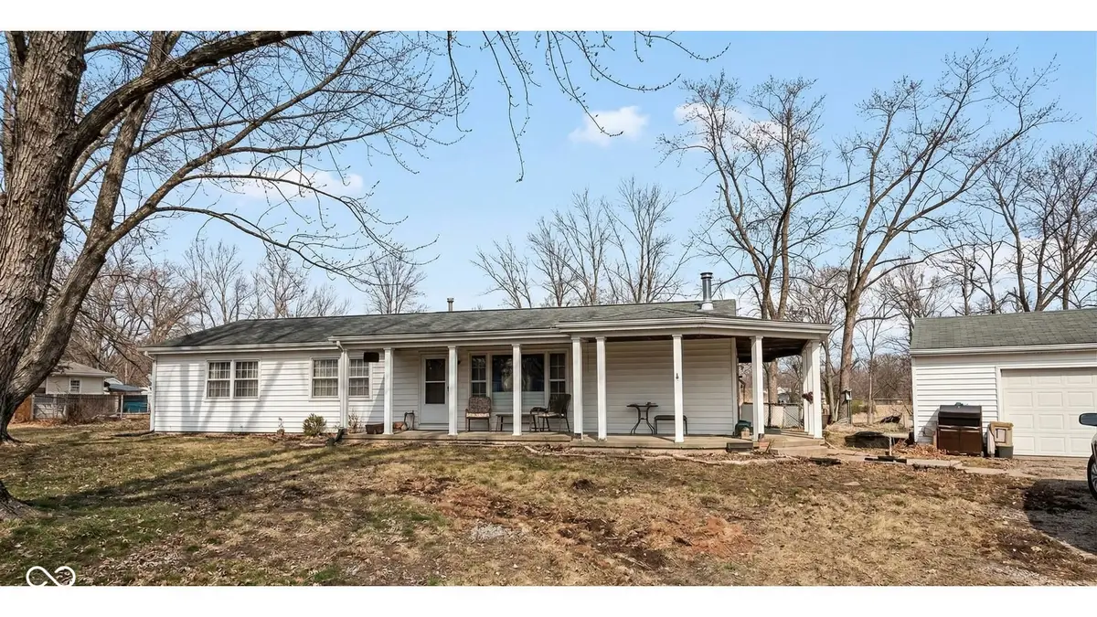 9861 N 490 E, Demotte, IN 46310 - #1