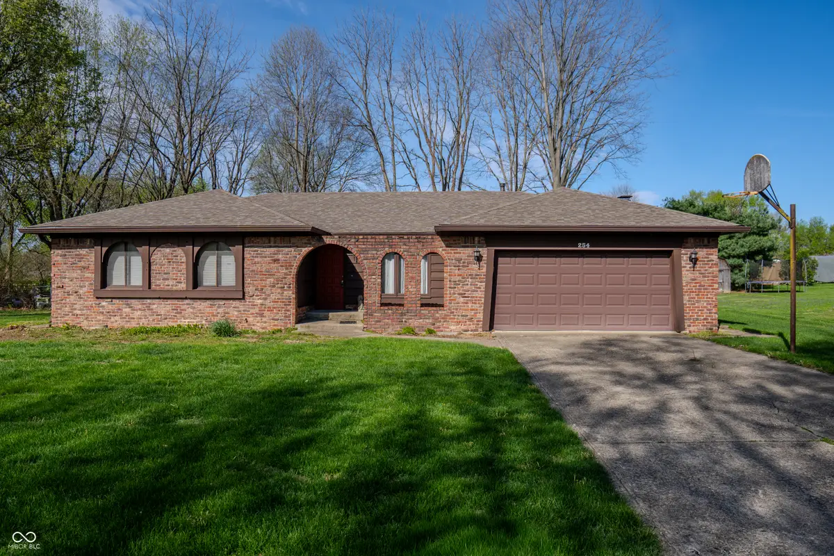 254 Summit Ridge Drive, Greenwood, IN 46142 - #1