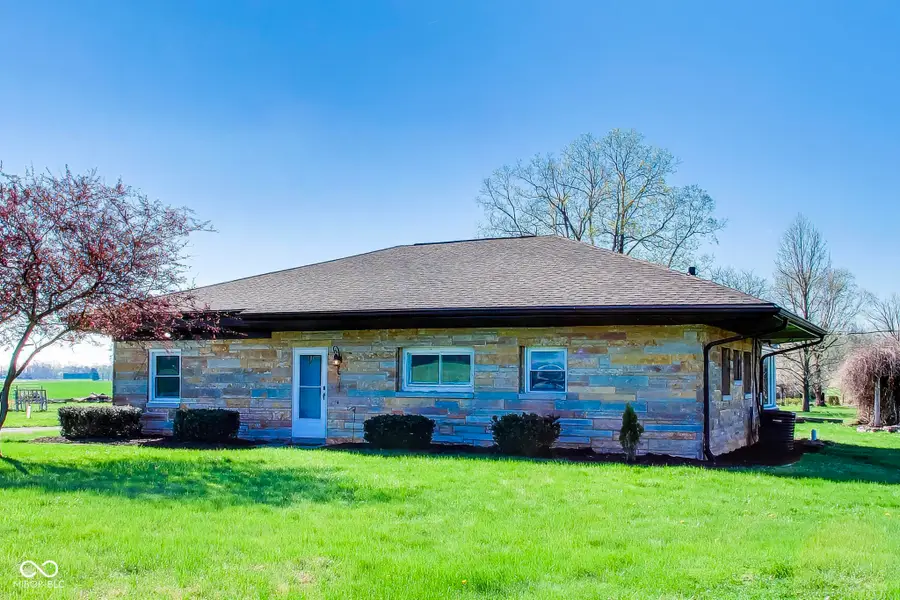 5551 W 200 N, Greenfield, IN 46140 - #2