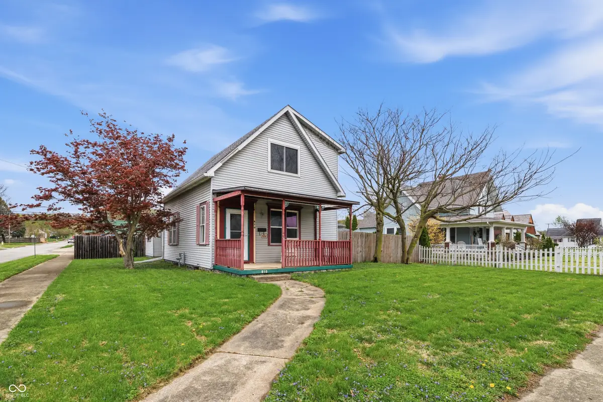 810 E Washington Street, Martinsville, IN 46151 - #1