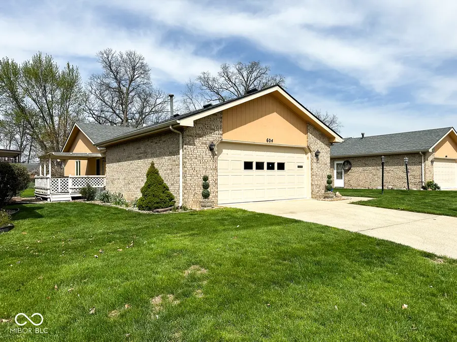 604 N Buckingham Court, Anderson, IN 46013 - #2