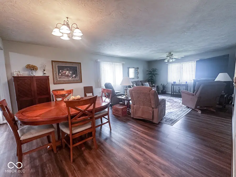 604 N Buckingham Court, Anderson, IN 46013 - #3