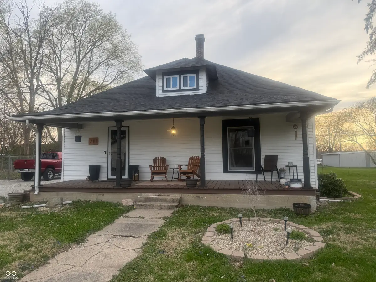 711 Illinois Street, Crawfordsville, IN 47933 - #1