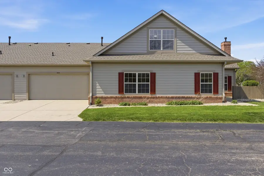 855 Gazebo Way, Greenwood, IN 46142 - #2