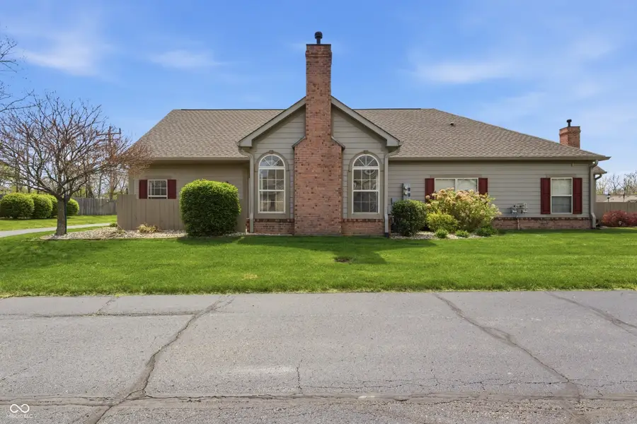 855 Gazebo Way, Greenwood, IN 46142 - #3