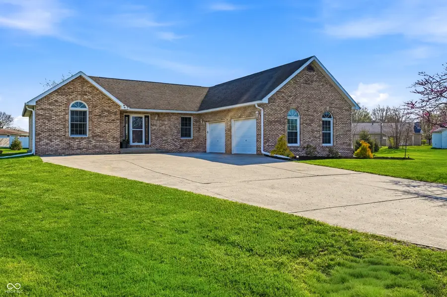 3400 Roberta Street, New Castle, IN 47362 - #2